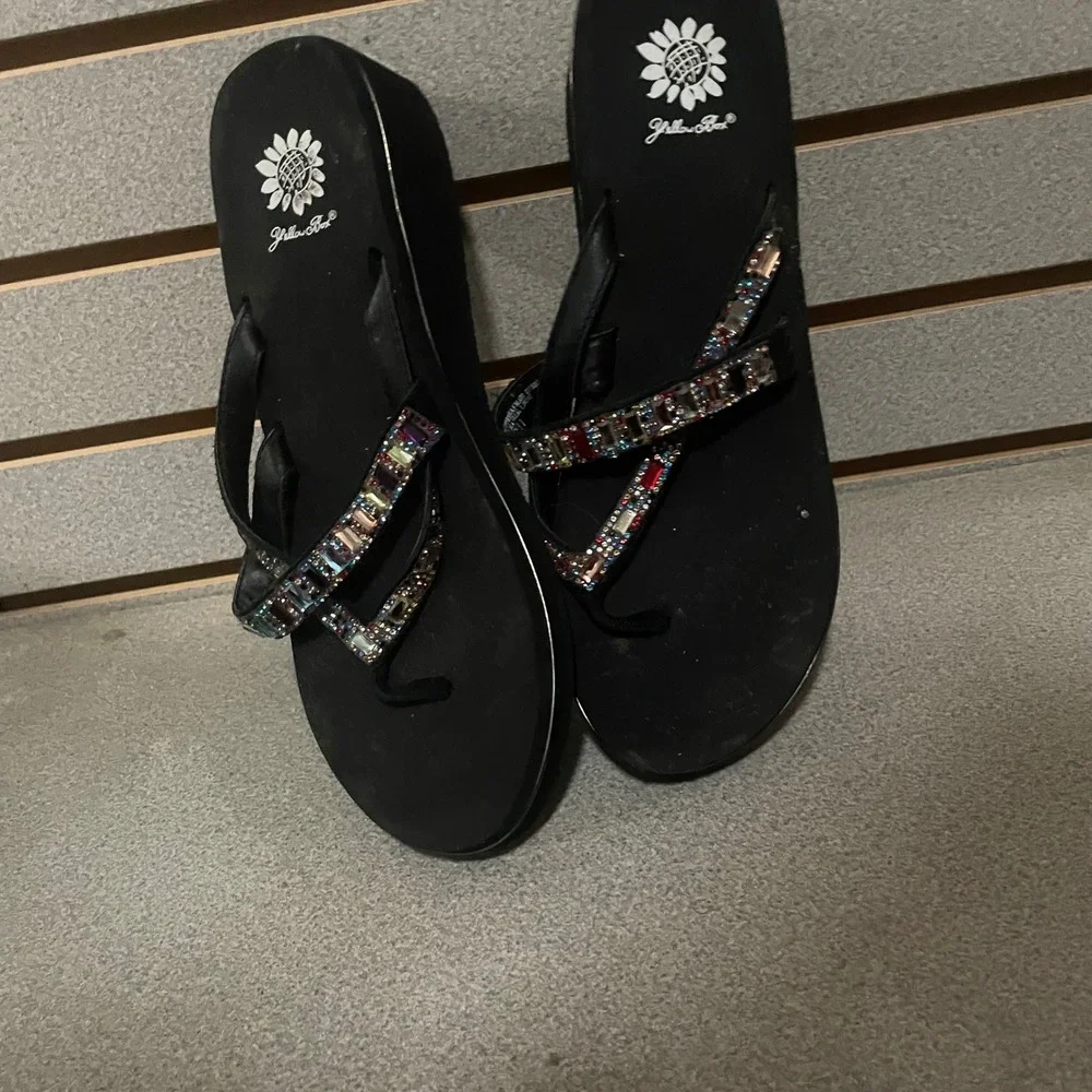 Yellow Box Alanna Womens 11 Black Rhinestone Wedge Flip Flop Sandals Sparkle Y2K - Picture 3 of 5